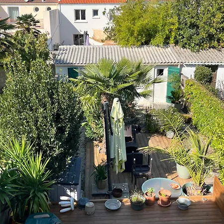 D'hote * 莱萨布勒-多洛讷